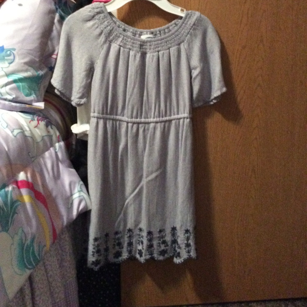 Old navy dress 6/7 super cute stripe design